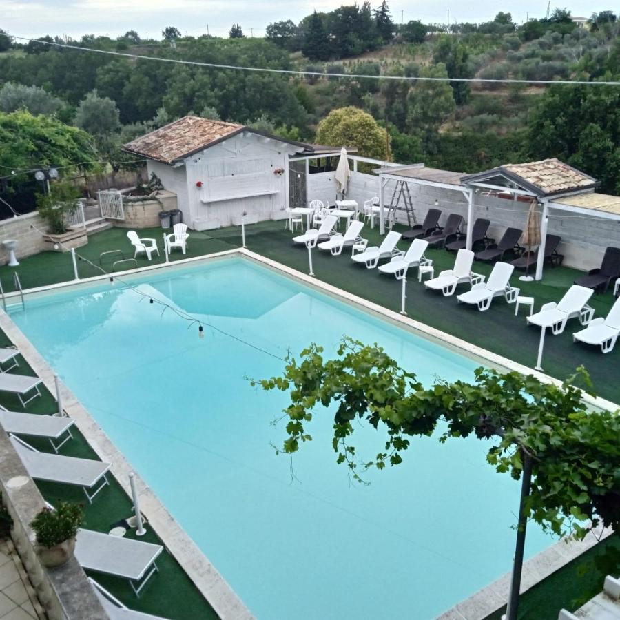 Agriturismo Al Passaggio Di Pirro Villa Miglionico Bagian luar foto