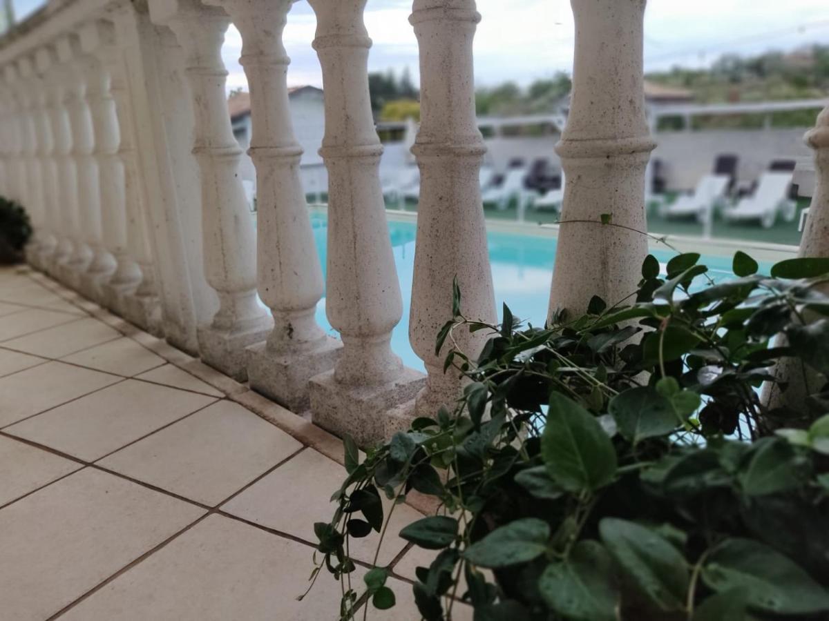 Agriturismo Al Passaggio Di Pirro Villa Miglionico Bagian luar foto
