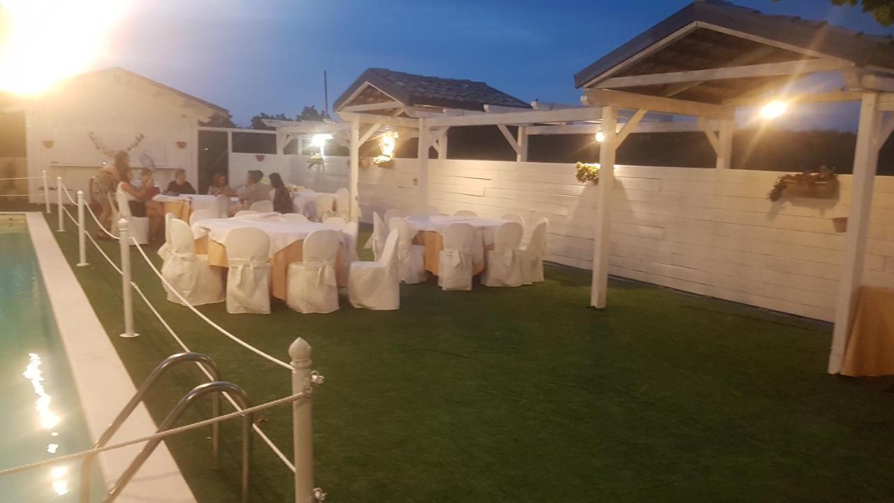 Agriturismo Al Passaggio Di Pirro Villa Miglionico Bagian luar foto